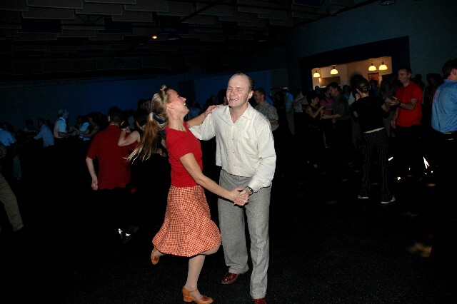 min 2004 10 09 Swing Fous 152